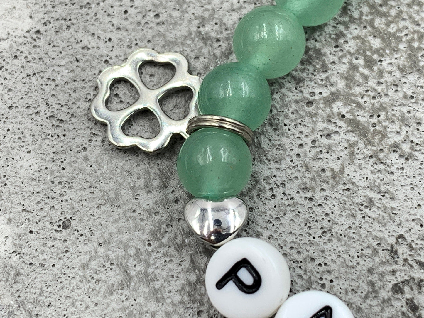 Perlenarmband Aventurin mit Name Herz platiniert - Geschenk Geburt Taufe Mama Namensarmband Freundschaft personalisierbar Wunschedelstein