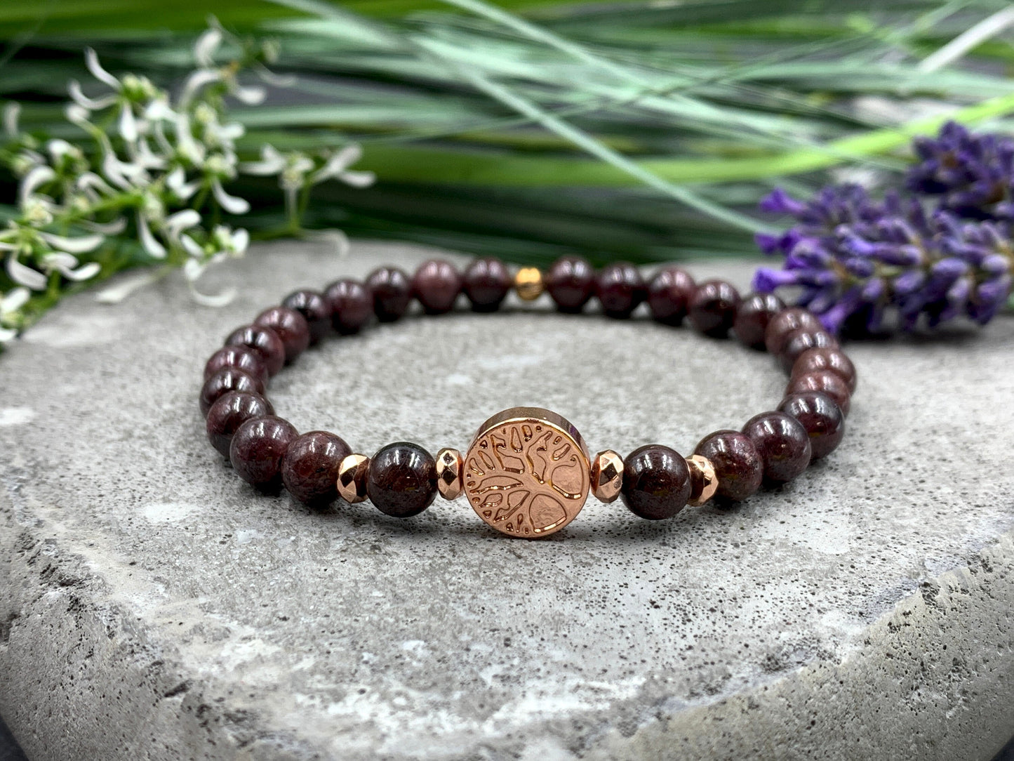 Perlenarmband Granat Lebensbaum Hämatit Roségold - Gunmetal Dunkelsilber Silber - spirituelles Armband Wachstum Ganzheit - personalisierbar
