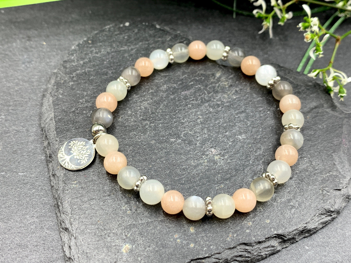 Armband Mondstein verschiedene Varianten mit Lebensbaum - Daisyperle echt Platiniert - Weiblichkeit Selbstliebe esoterisches Perlenarmband
