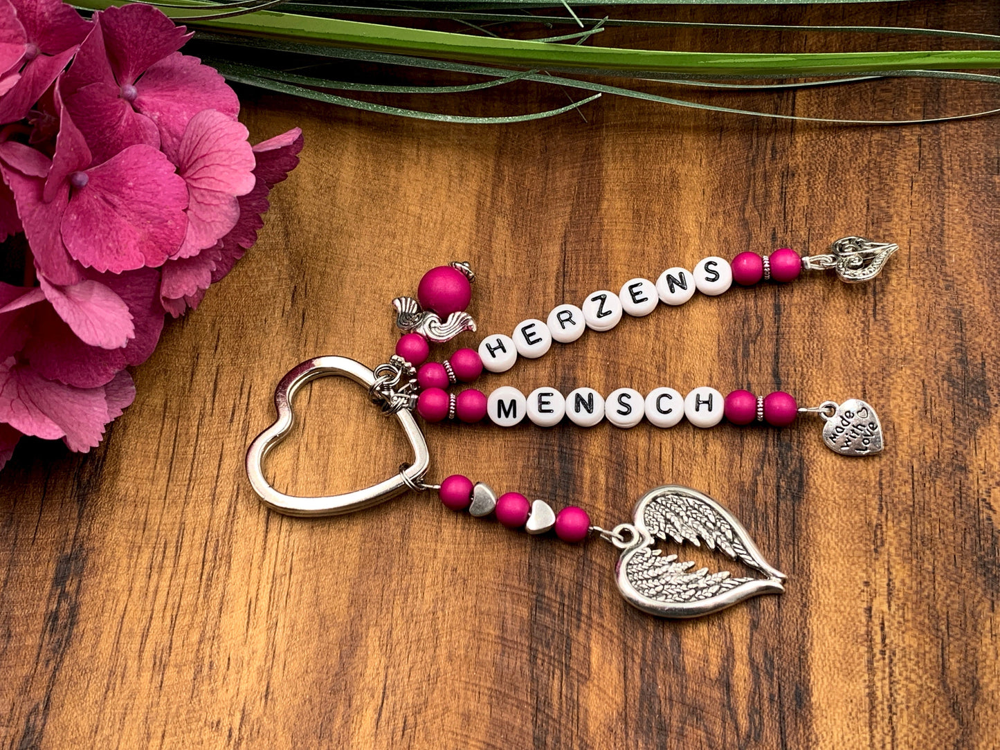 Schlüsselanhänger Herzensmensch Perlen Acryl Beere - Geschenk Lieblingsmensch beste Freundin - personalisierbar - Edelsteine möglich