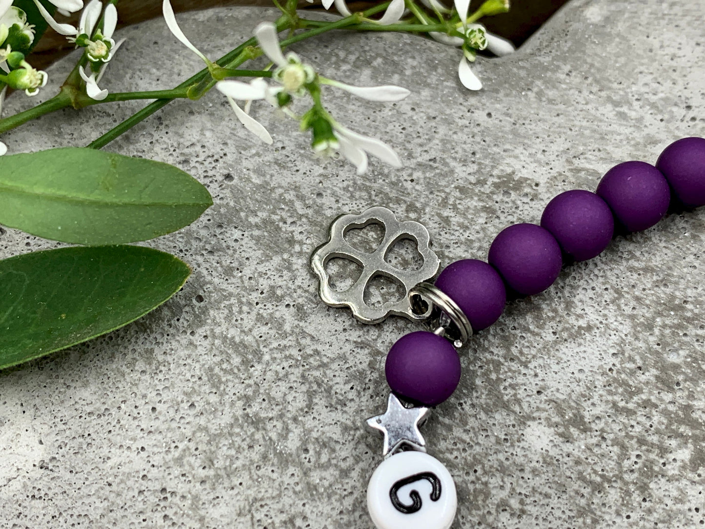 Armband Grosse Schwester Purple Acryl - Geschenk kleine Schwester kleiner Bruder Kinderarmaband mit Namen - Wunschfarbe personalisierbar