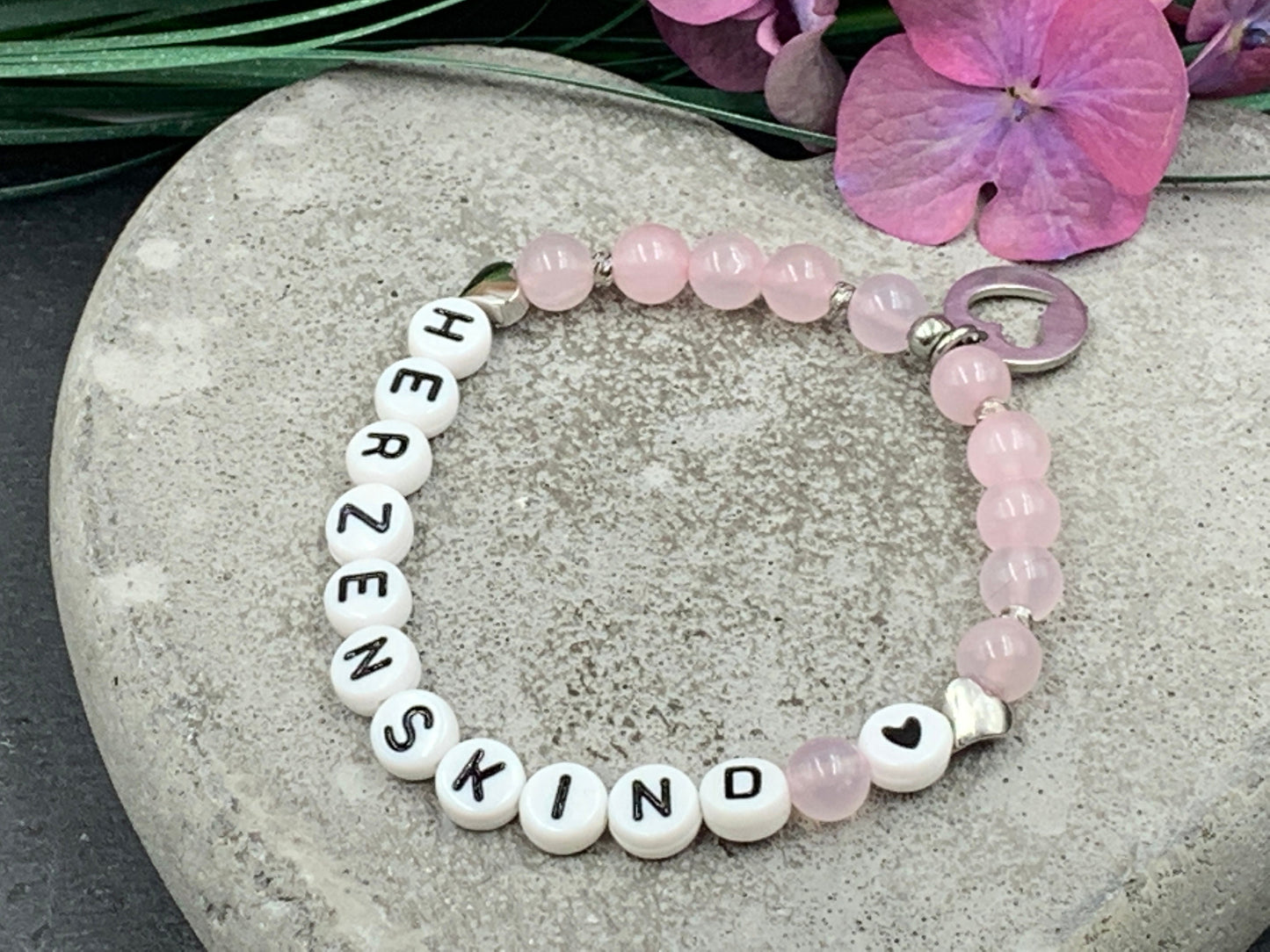 Armband Herzenskind Rosenquarz Herzen Facettenperlen Messing platiniert - Mädchenarmband Geschenk Kinder Lieblingsmensch Wunschedelstein