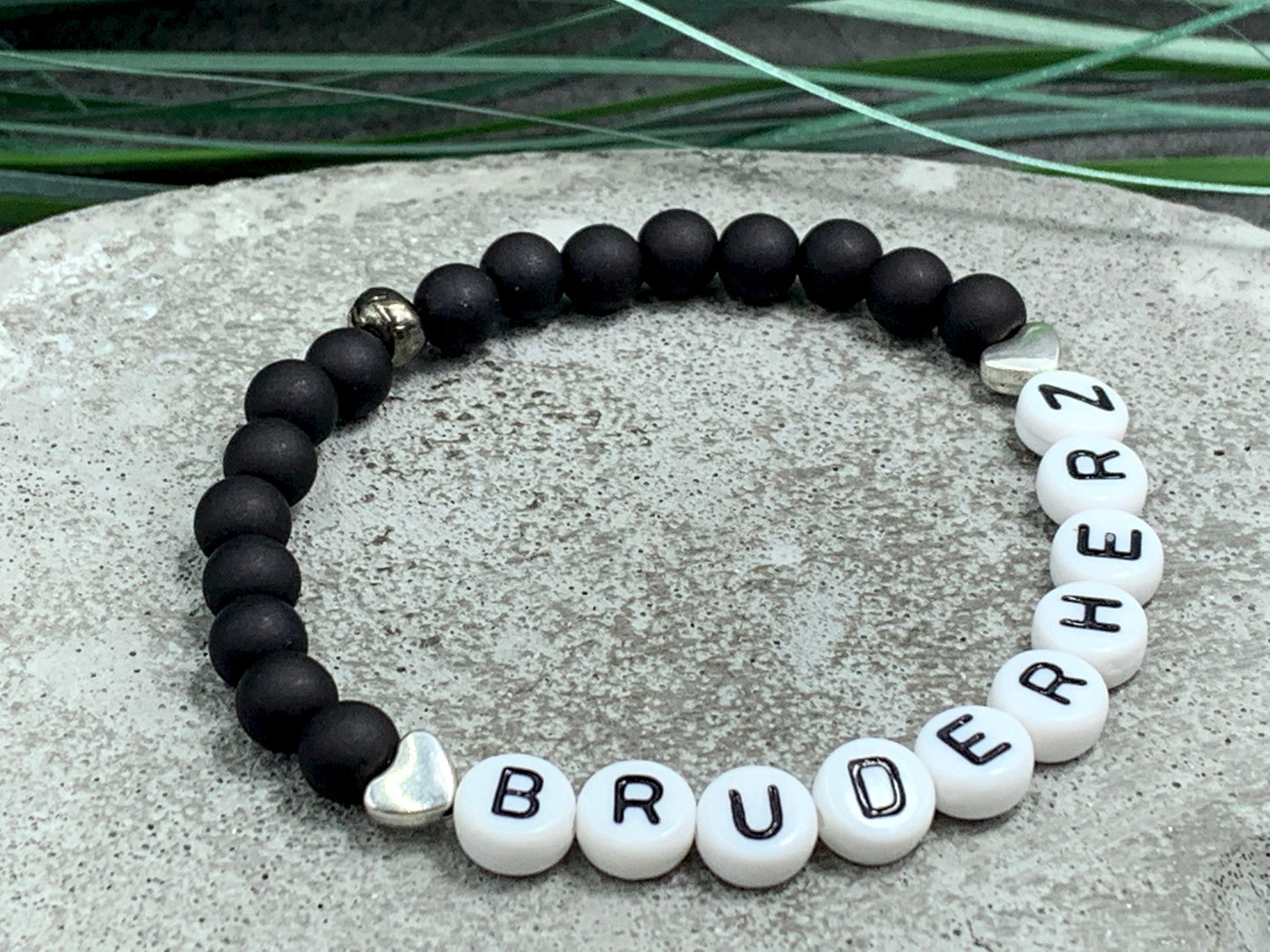 Perlenarmband Bruderherz Acryl Herz - Geschenk für Geschwister kleiner Bruder große Schwester KInderarmband - viele Farben personalisierbar