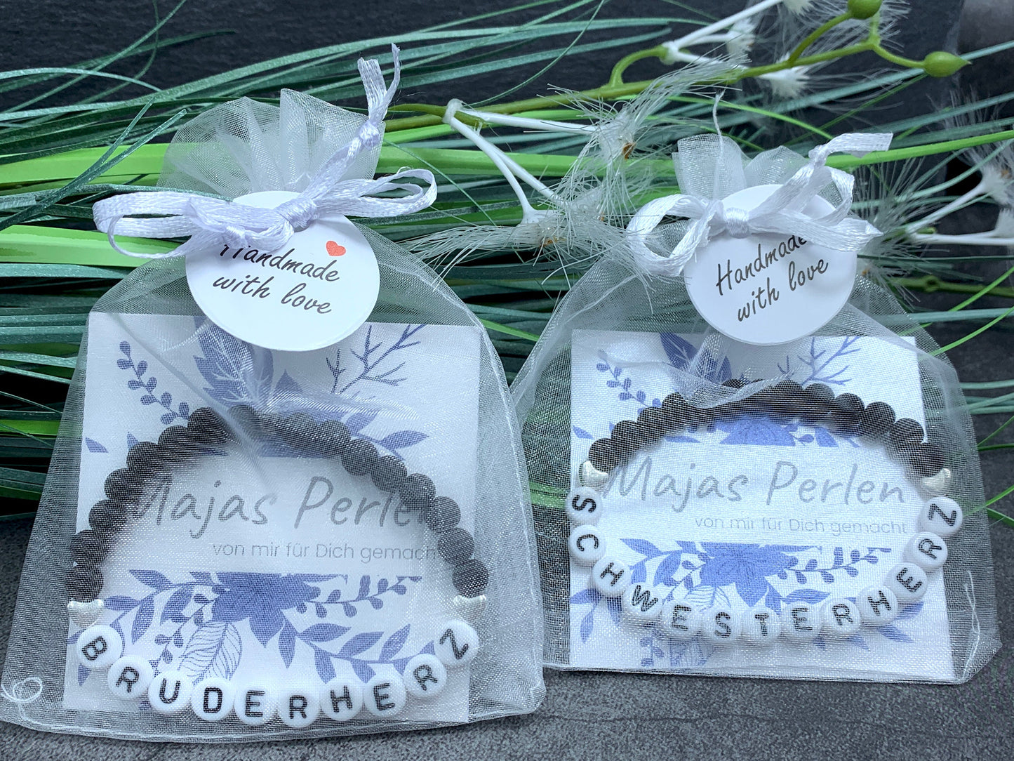 Perlenarmband Bruderherz Acryl Herz - Geschenk für Geschwister kleiner Bruder große Schwester KInderarmband - viele Farben personalisierbar