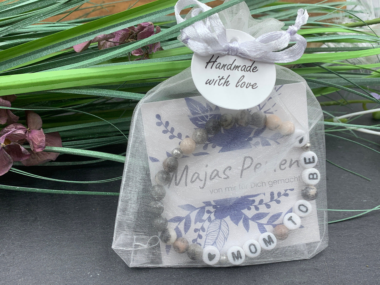 Perlenarmband Zebra Jaspis Mom to be - Geschenk Mama Schwangerschaft - verschieden Edelsteine - pesonalisierbar