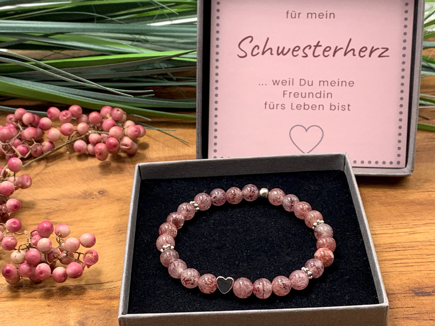 Armband Erdbeerquarz - Herz und Daisyperlen platiniert - Glücksarmband Perlenarmband Naturstein echt - personalisierbar - viele Edelsteine