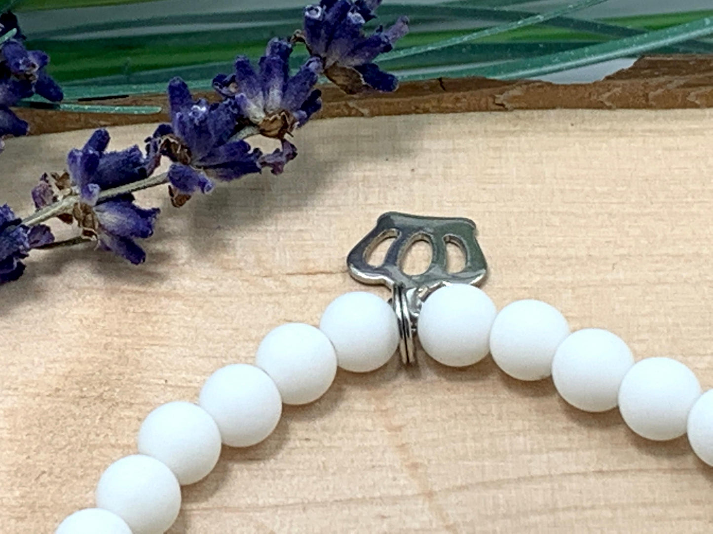 Armband Braut Weiß - Perlen Acryl 6 mm - Farbwunsch - Geschenk für Junggesellinnenabschied JGA Trauzeugin Brautjungfer - anpassbar