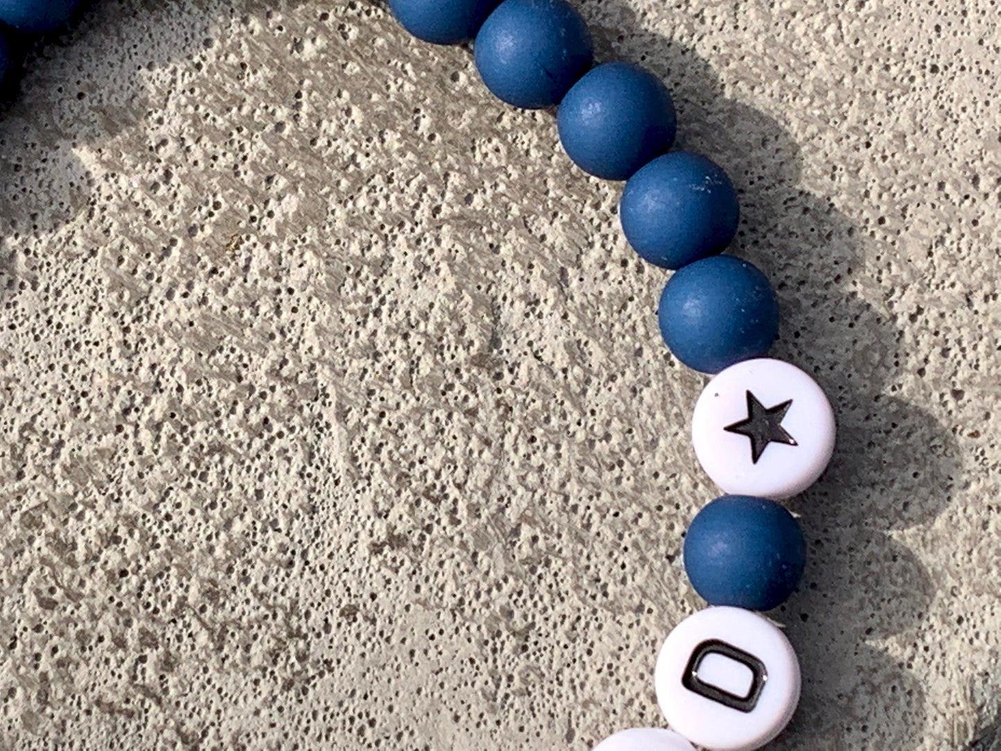 Armband Schulkind Junge Petrol Acryl - Geschenk Schulanfang Mädchen oder Junge Glücksarmband erster Schultag - viele Farben personalisierbar