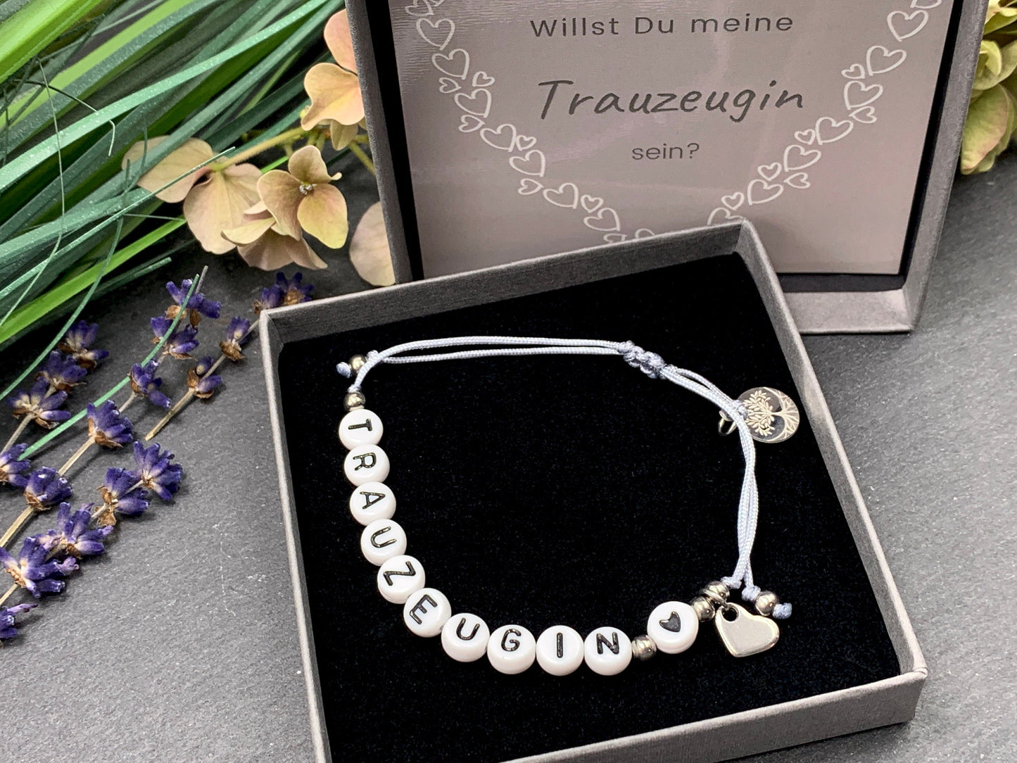 Armband Makramee Trauzeugin Silbergrau Perlen Edelstahl - Größe einstellbar - Geschenk JGA Andenken Hochzeit Brautjungfer - viele Farben