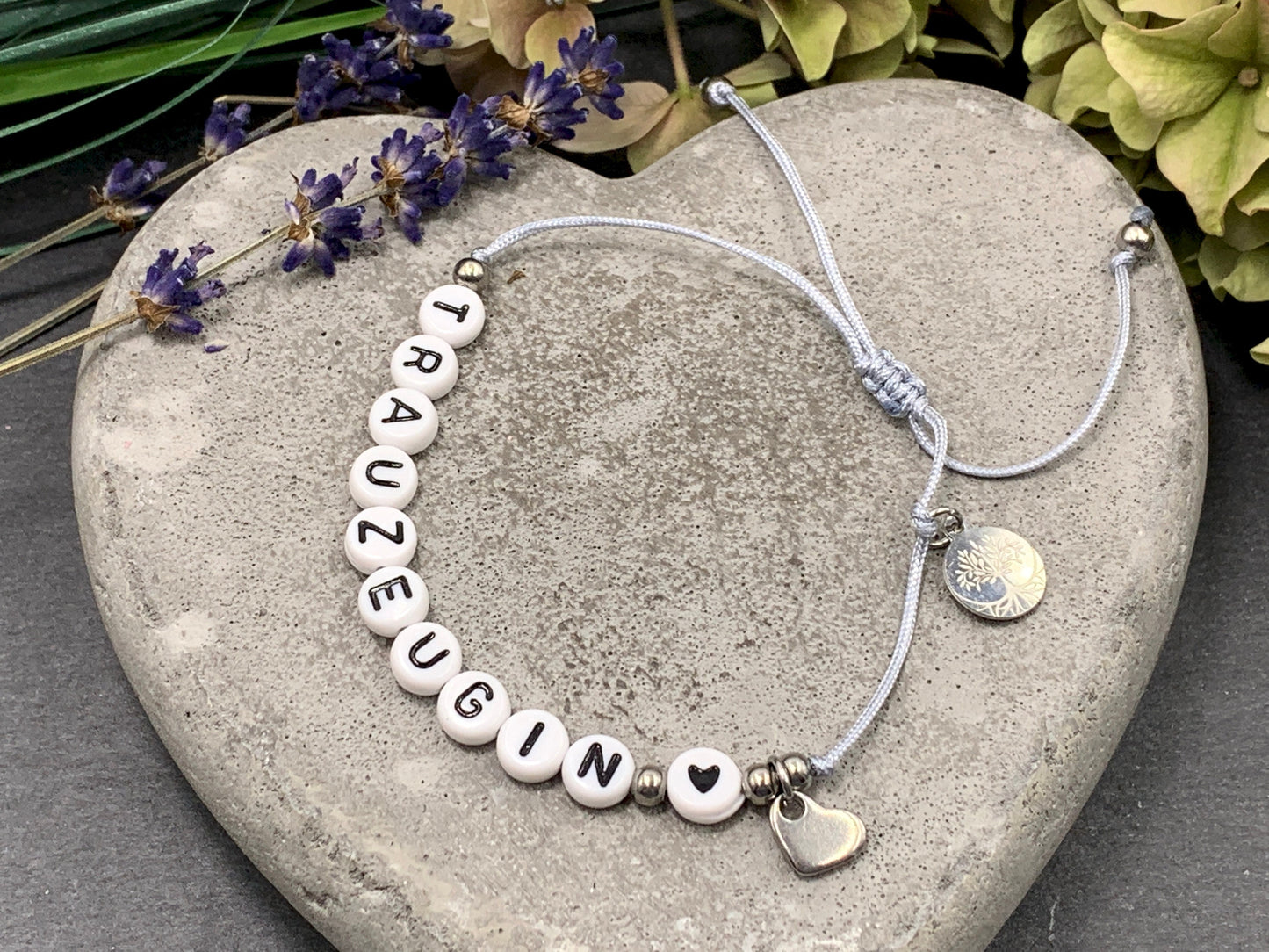 Armband Makramee Trauzeugin Silbergrau Perlen Edelstahl - Größe einstellbar - Geschenk JGA Andenken Hochzeit Brautjungfer - viele Farben