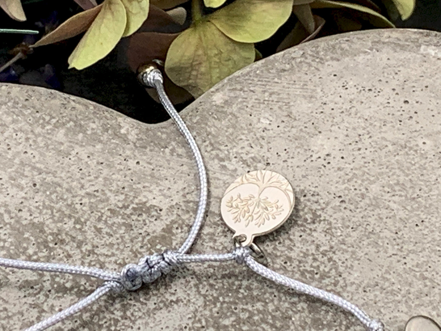 Armband Makramee Patenkind Silbergrau - Geschenk zur Taufe Taufgeschenk Patenschaft Erinnerungsarmband - Wunschfarbe personalisierbar