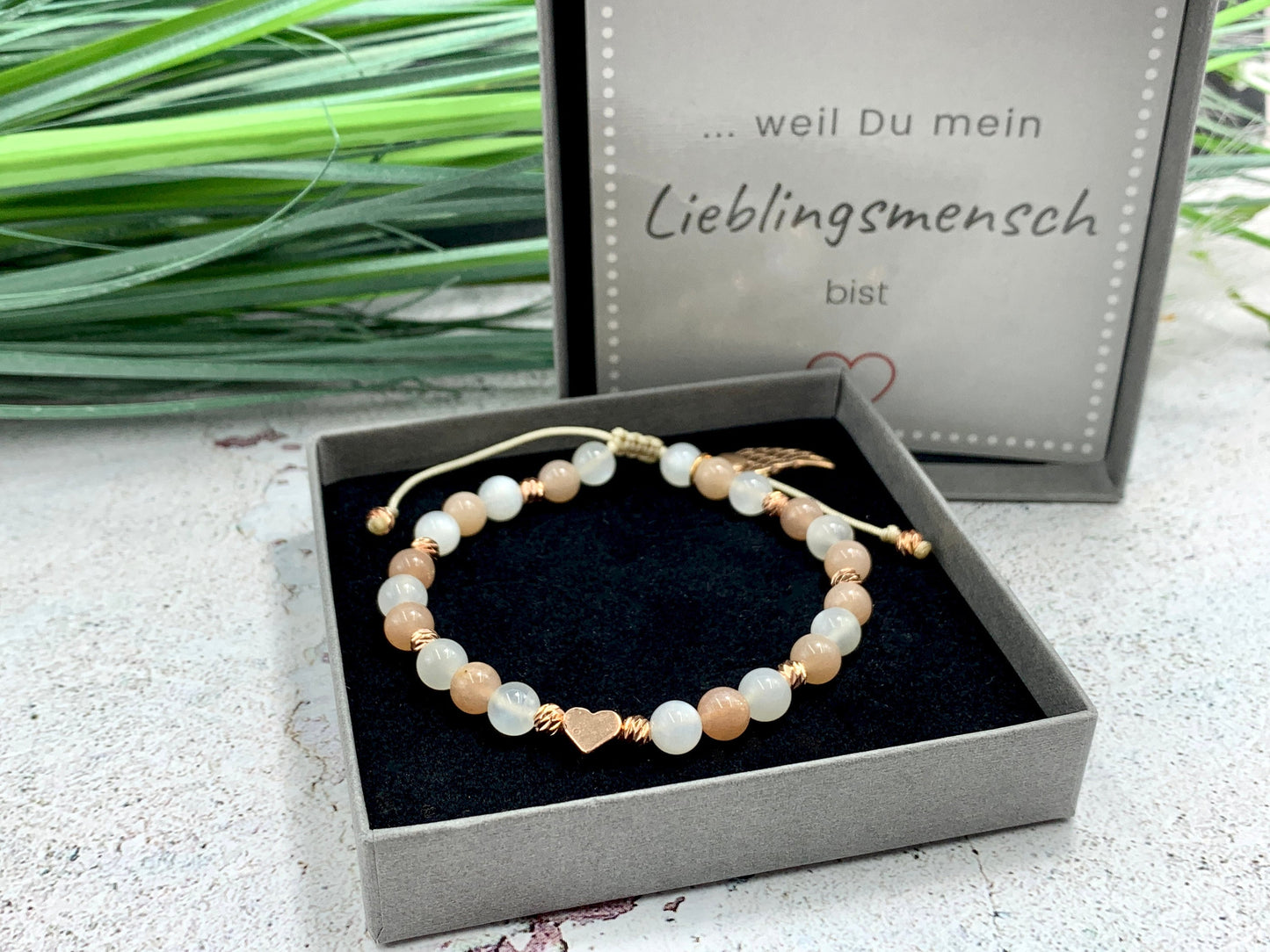 Armband Mondstein Sonnenstein Makramee - Facettenperlen Roségold plated - spirituelles Perlenarmband Freude Optimismus emotionale Balance