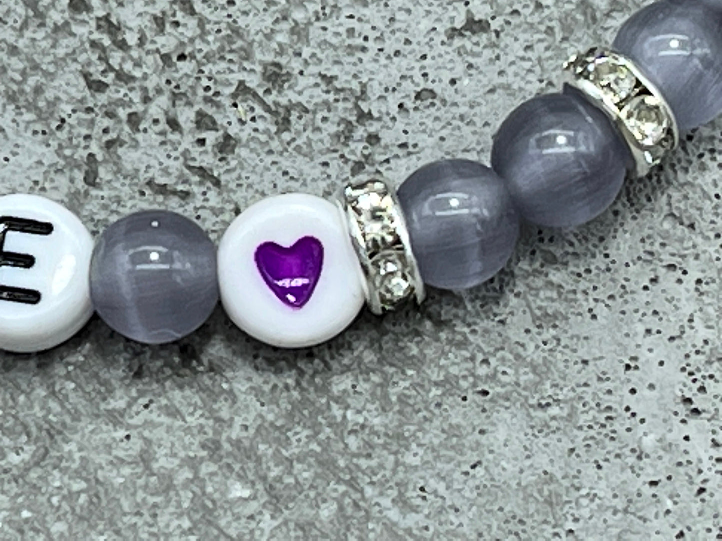 Armband mit Name Mädchen Cateyeperlen Strassrondelle Flieder - Geschenk Mädchen - Namensarmband viele Farben personalisierbar Kinderarmband
