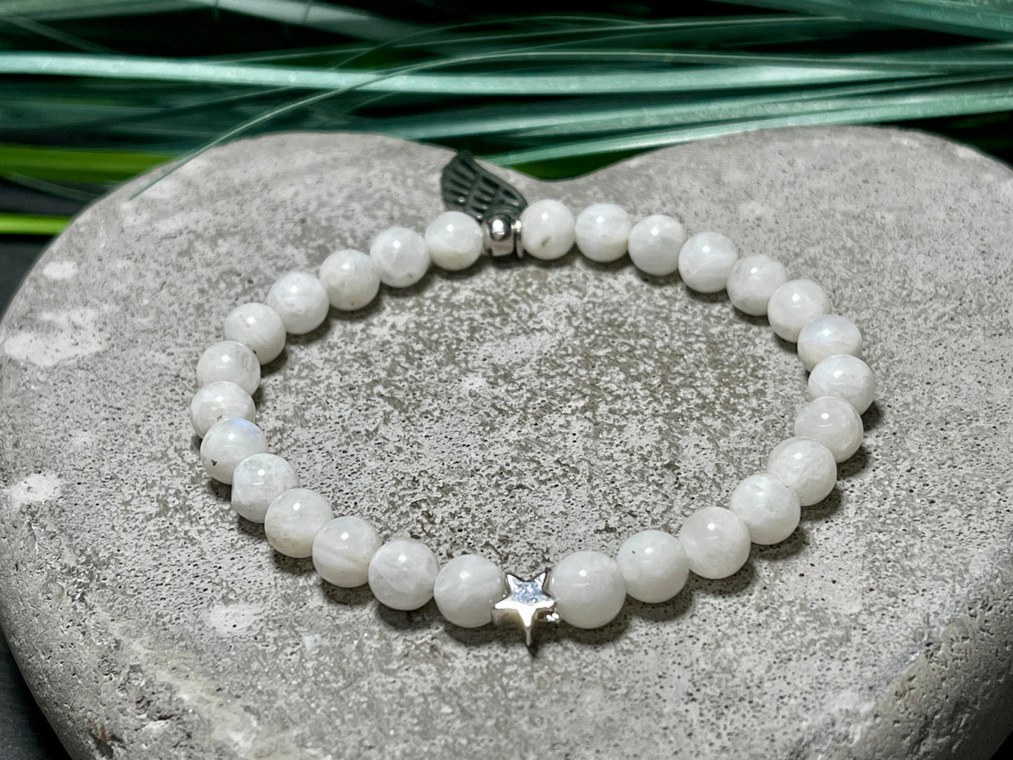 Perlenarmband Mondstein echt Stern platiniert - echte Natursteine - Geschenk Mama Liebe Freundin Lieblingsmensch - personalisierbar