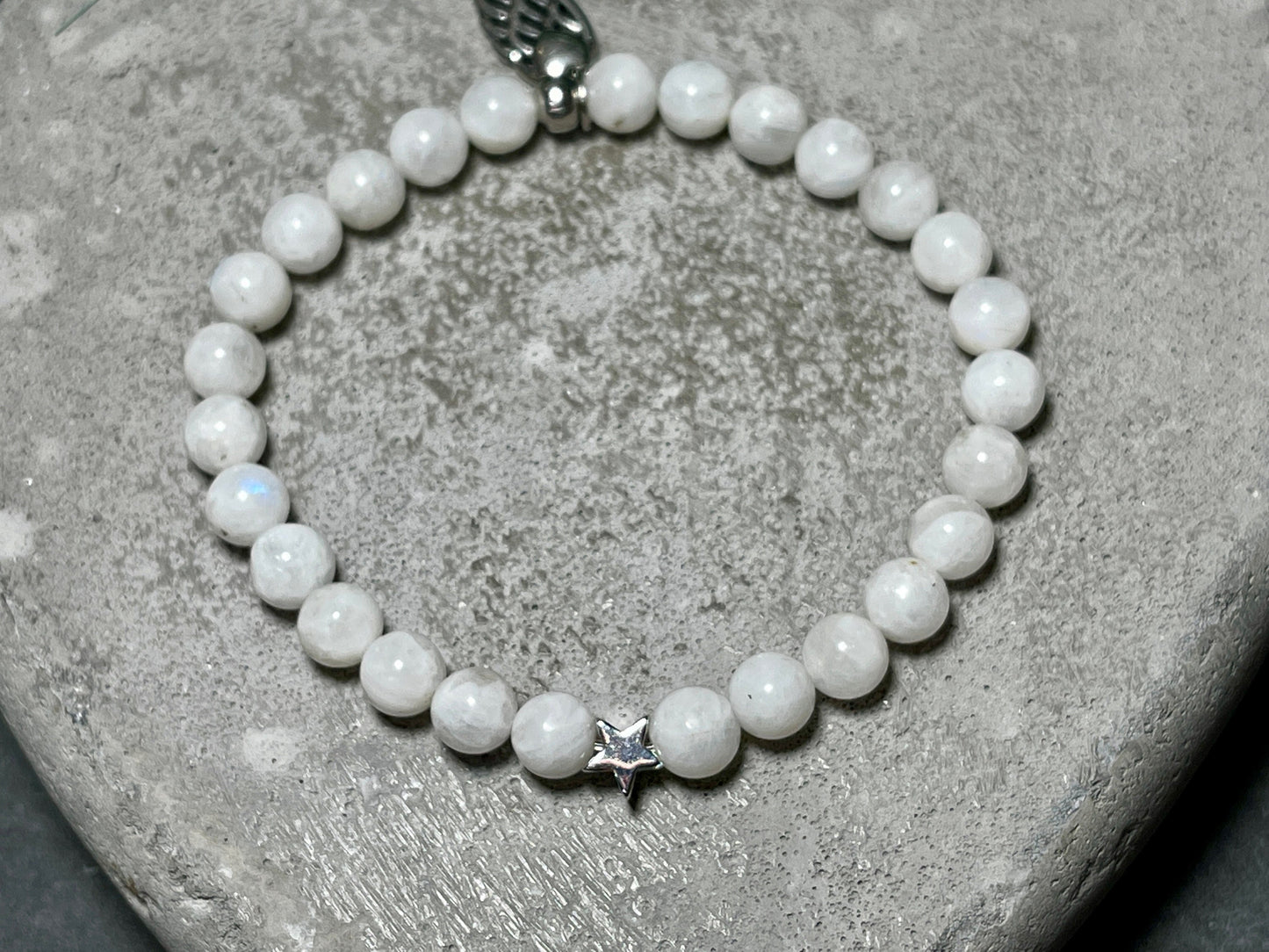 Perlenarmband Mondstein echt Stern platiniert - echte Natursteine - Geschenk Mama Liebe Freundin Lieblingsmensch - personalisierbar