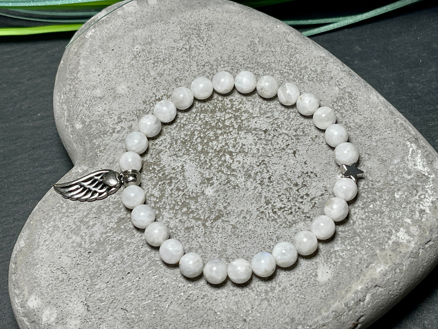Perlenarmband Mondstein echt Stern platiniert - echte Natursteine - Geschenk Mama Liebe Freundin Lieblingsmensch - personalisierbar