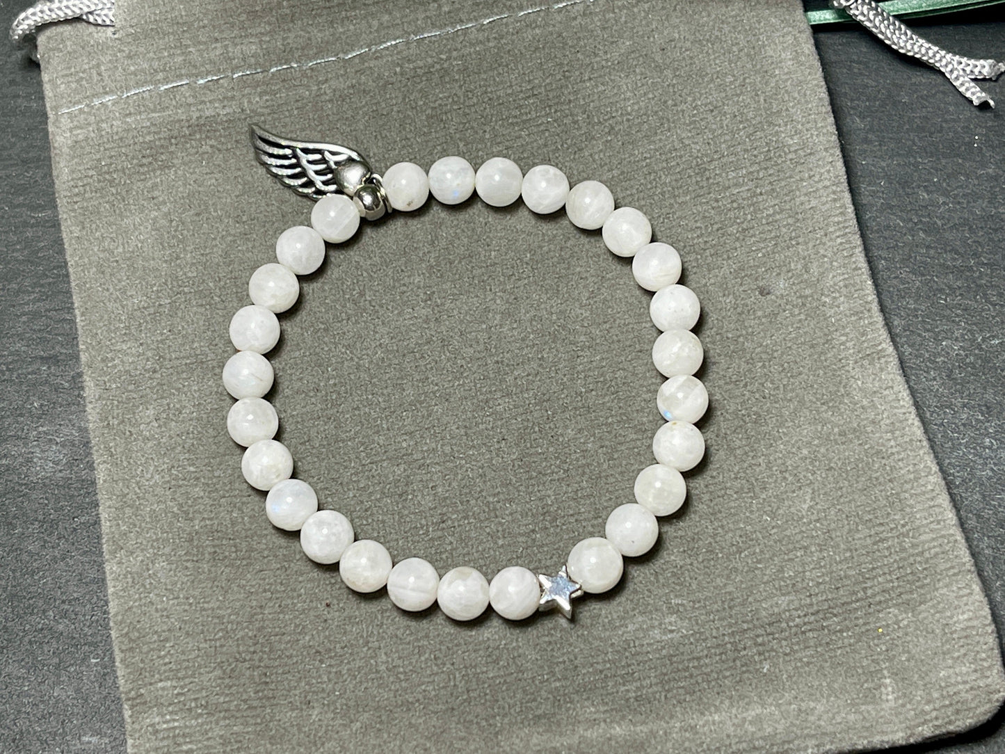 Perlenarmband Mondstein echt Stern platiniert - echte Natursteine - Geschenk Mama Liebe Freundin Lieblingsmensch - personalisierbar