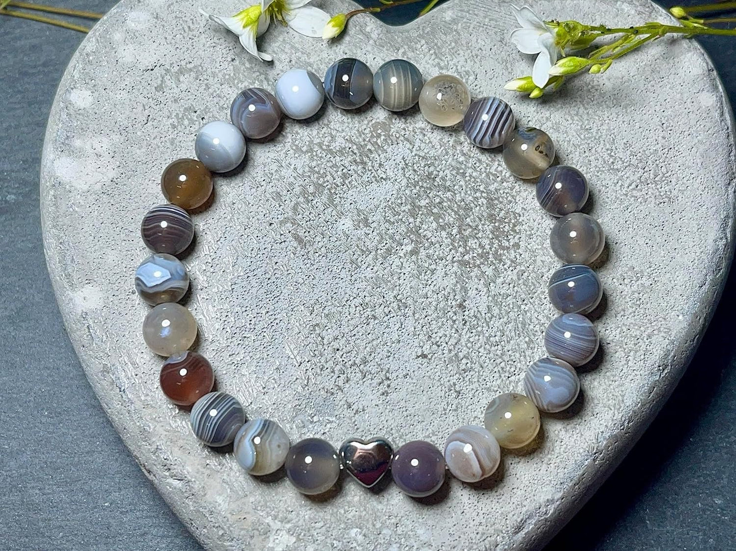 Botswana Achat Armband echt mit Perlen 8mm und Herzperle Edelstahl Silber Gold Roségold - Perlenarmband Optimismus Zuversicht Willenskraft
