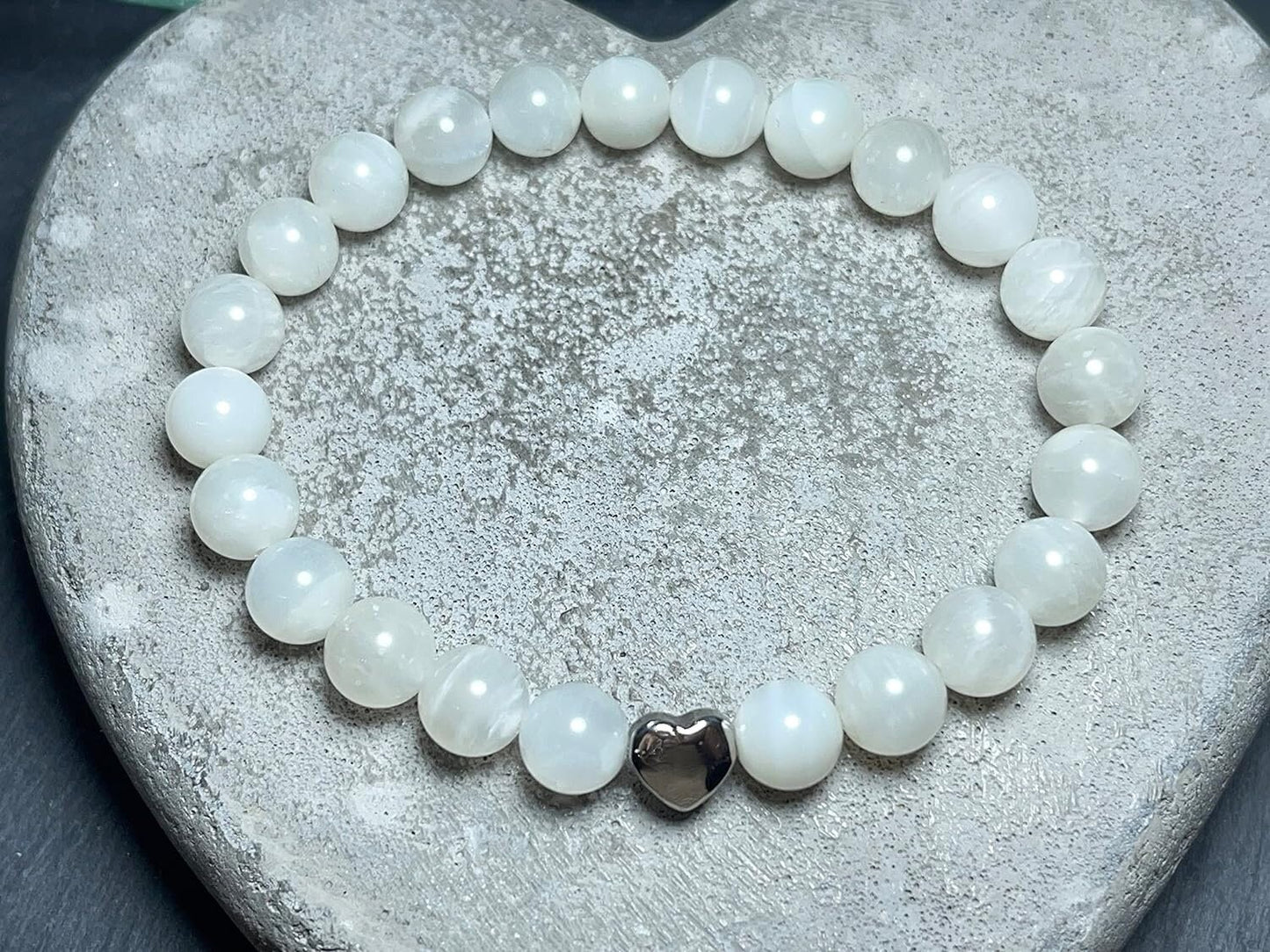 Mondstein Armband echt mit Perlen 8mm und Herzperle Edelstahl Silber Gold Roségold - Perlenarmband Weiblichkeit Fruchtbarkeit - spirituell