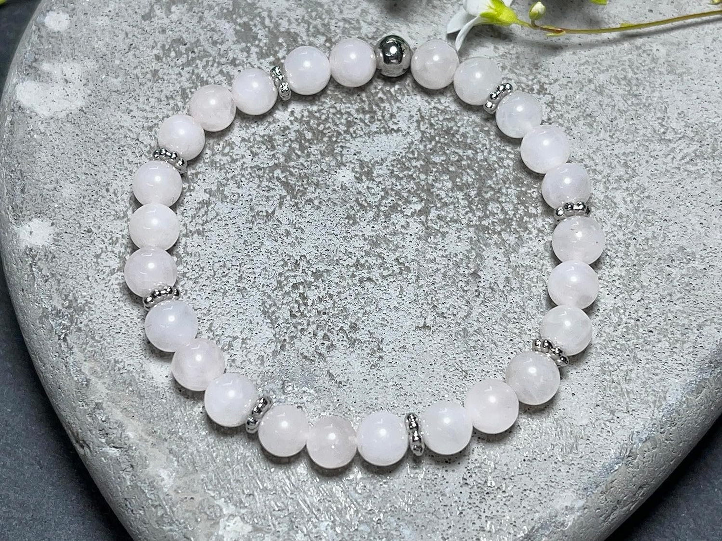 Rosenquarz Armband Perlen echt 6mm Daisyperlen echt Platiniert oder Vergoldet - Handmade Perlenarmband für Liebe Freundschaft und Romantik