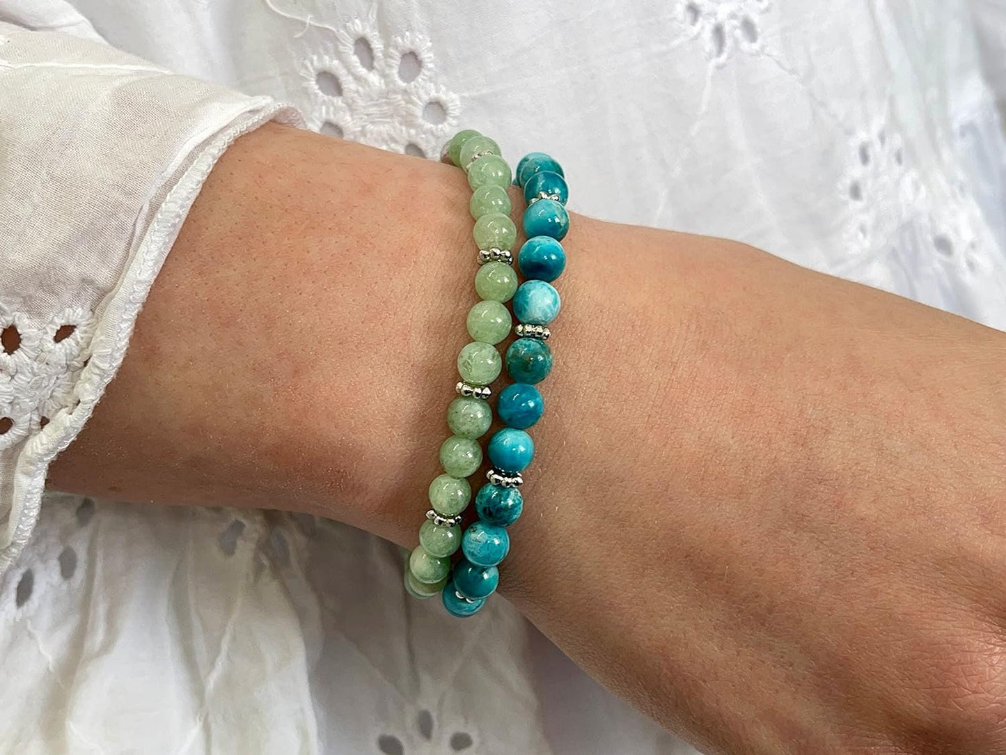 Apatit Armband mit Perlen echt 6mm Daisyperlen echt Platiniert oder Vergoldet - Handmade Perlenarmband Offenheit Lebendigkeit Kontaktfreude