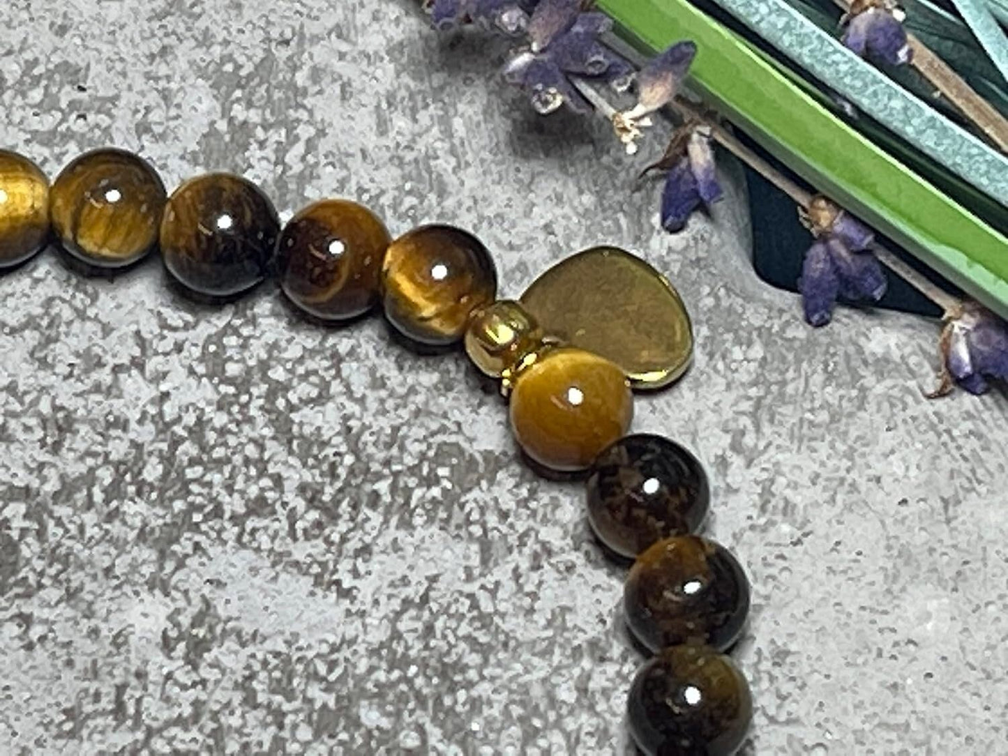 Armband Tigerauge gold Vertrauen - Herz echt Vergoldet - Glücksarmband Perlenarmband mit Motto - Geschenk Lieblingsmensch Mama Freundschaft