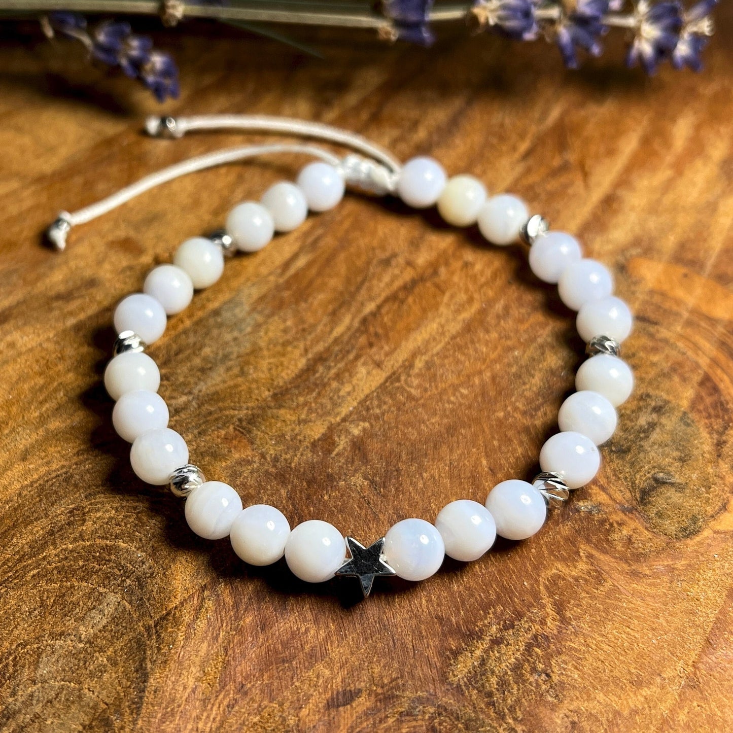 Perlenarmband Chalcedon Makramee Größen einstellbar - Stern Perle echt Platiniert - Perlenarmband Naturstein echt - personalisierbar