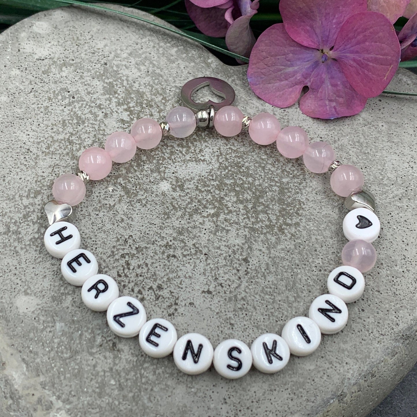 Armband Herzenskind Rosenquarz Herzen Facettenperlen Messing platiniert - Mädchenarmband Geschenk Kinder Lieblingsmensch Wunschedelstein