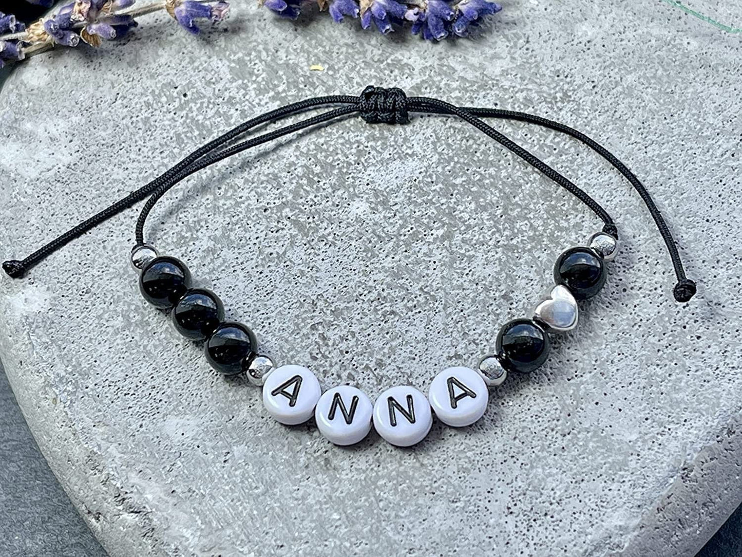 Majas Perlen Armband mit Namen Onyx schwarzer Achat Herz DQ - alle Größen einstellbar XS bis XXL - echte Edelsteine und Edelstahl - Unisex