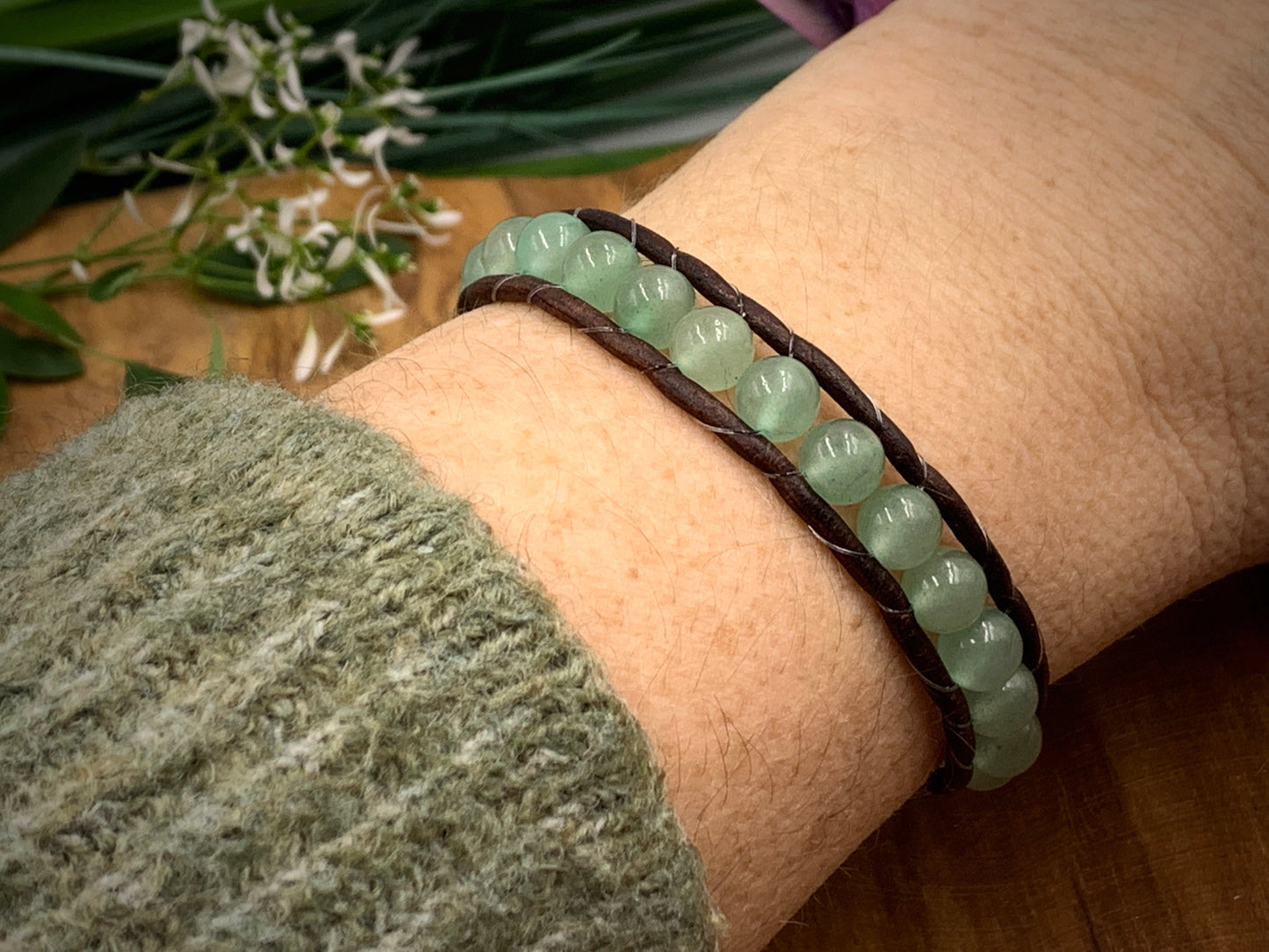Bohoarmband Aventurin, Aventurinarmband mit Leder, Geschenk Freundin, Geburtsstein Widder