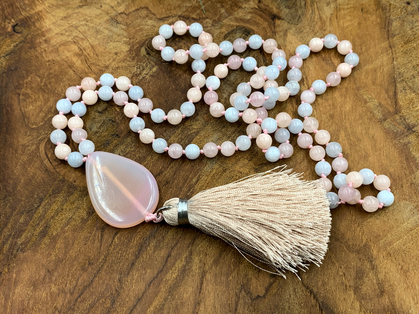 Malakette Morganit handgeknotet - Meditationskette 108 Perlen Halskette - Gebetskette Yoga - Handmade personalisierbar