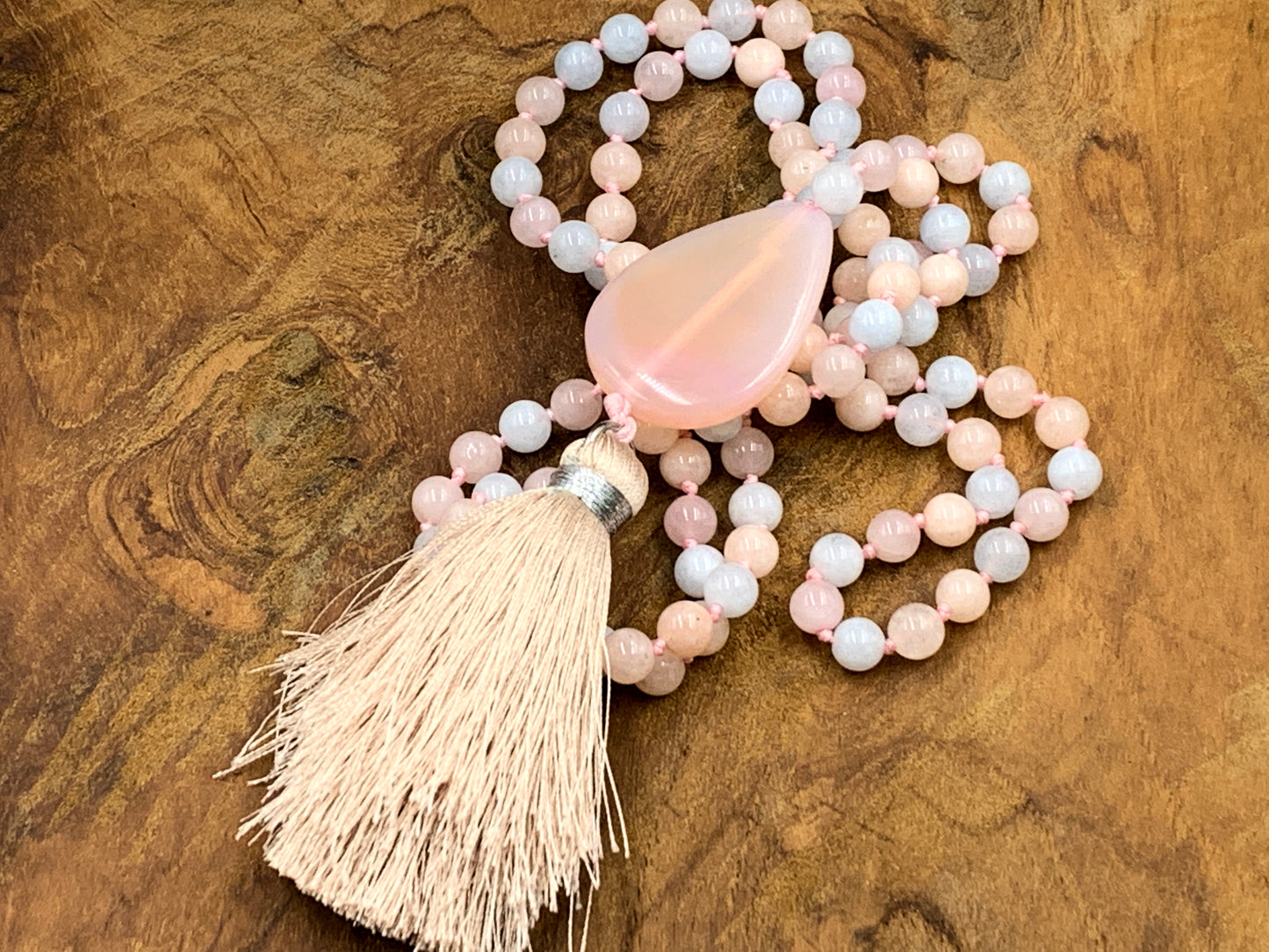 Malakette Morganit handgeknotet - Meditationskette 108 Perlen Halskette - Gebetskette Yoga - Handmade personalisierbar