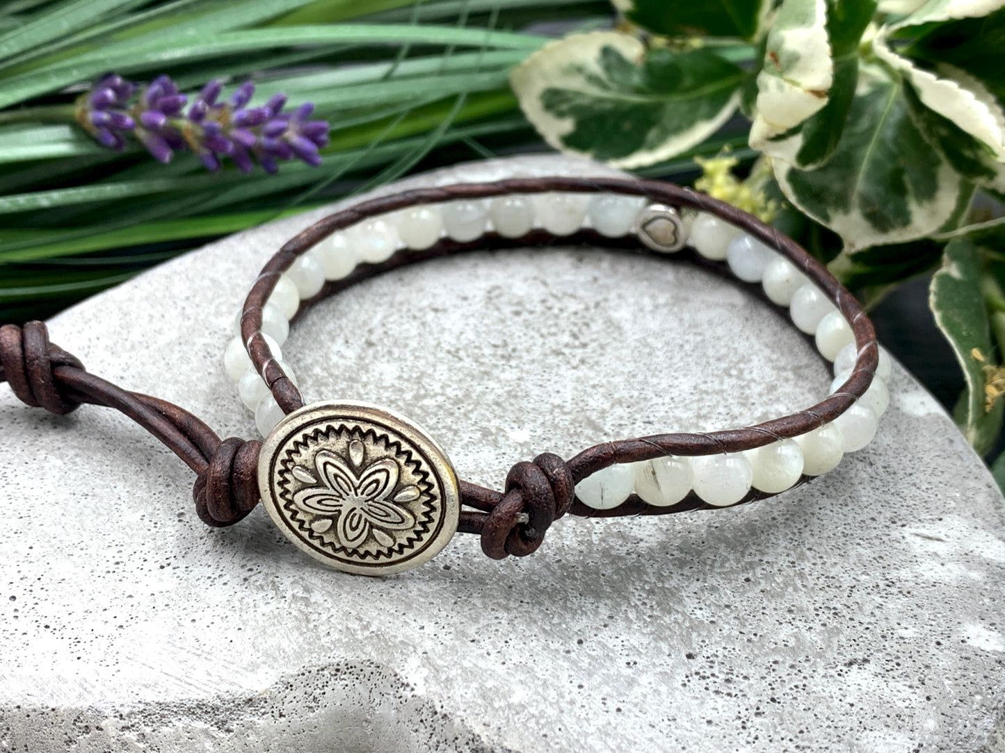 Bohoarmband Mondstein mit Herz - Geburtsstein Juni - Lieblingsarmband - gewickeltes Perlenarmband - Vintage Style Boho - Lieblingsarmband - Handmade personalisierbar