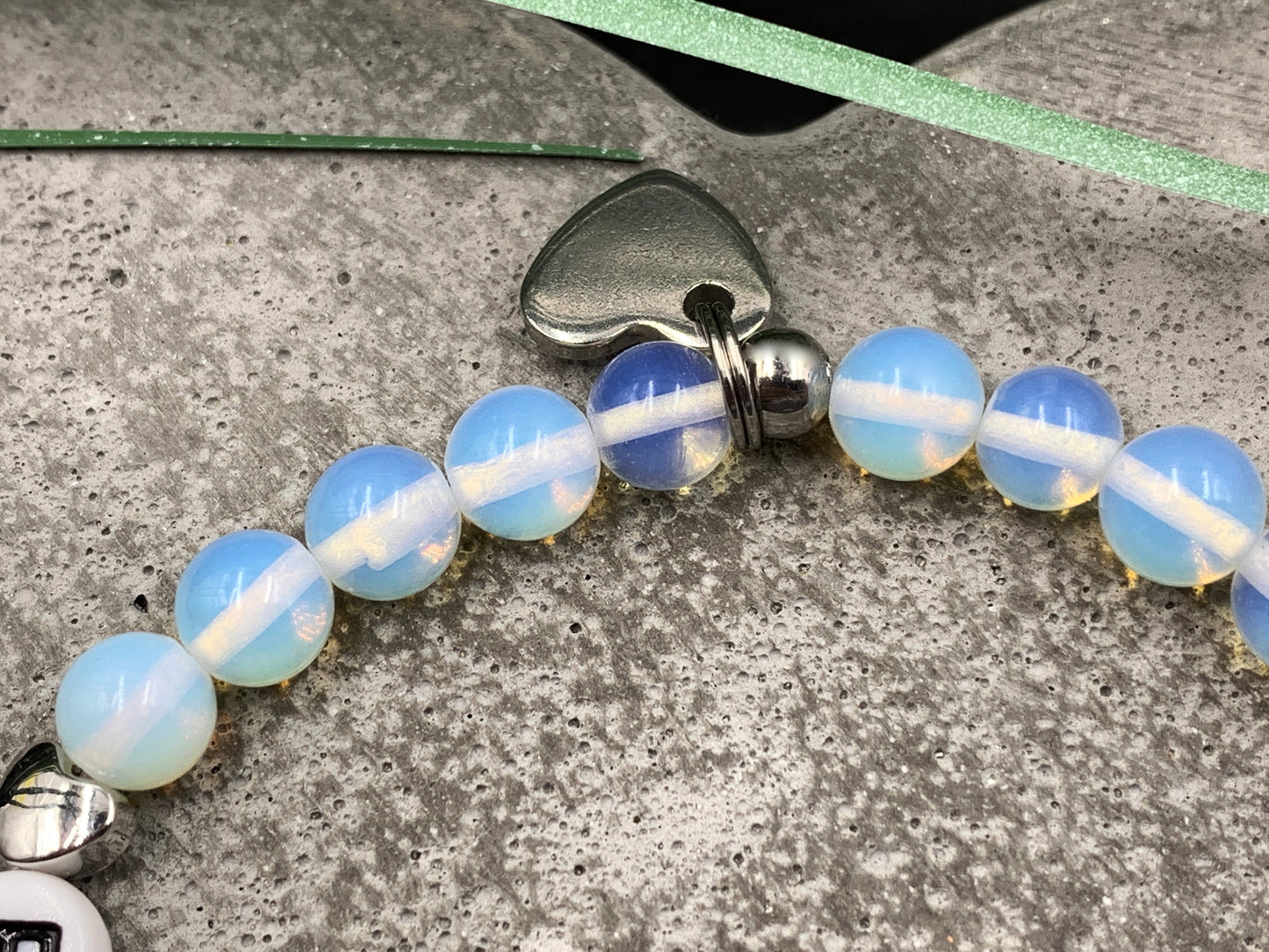 Opal Armband Für immer Freunde, Herz 18k Weißgold plated, Namensarmband nach Wunsch, Geschenk Name