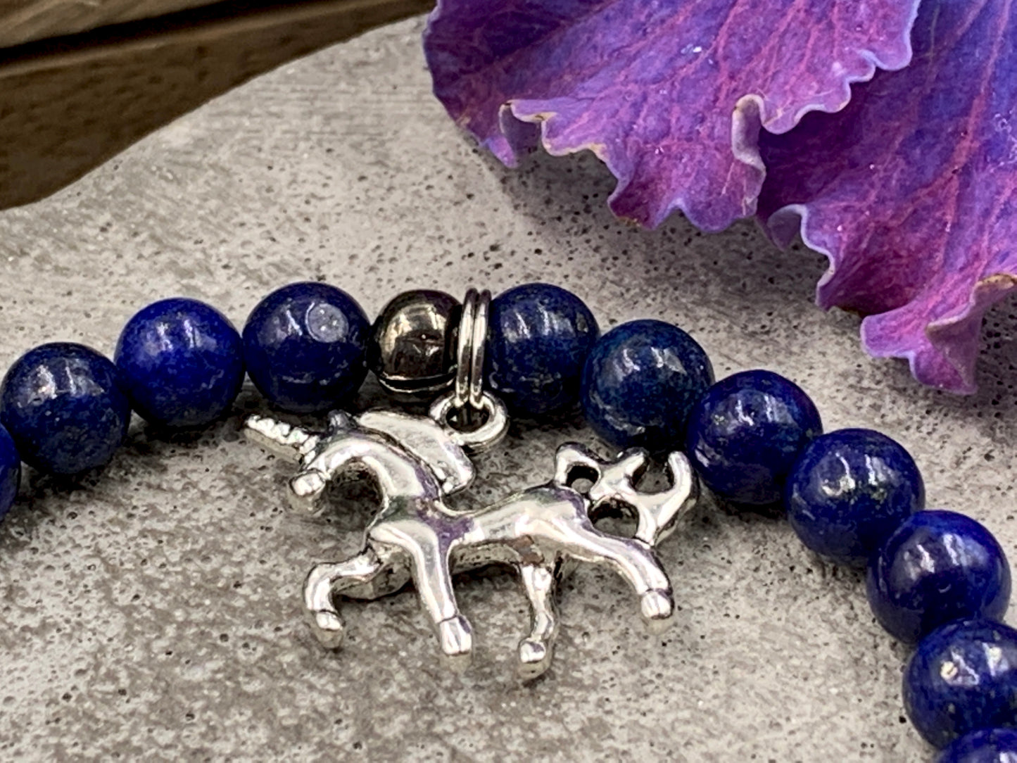 Lapislazuli Armband Feline mit Herz, Namensarmband nach Wunsch, Geschenk Name
