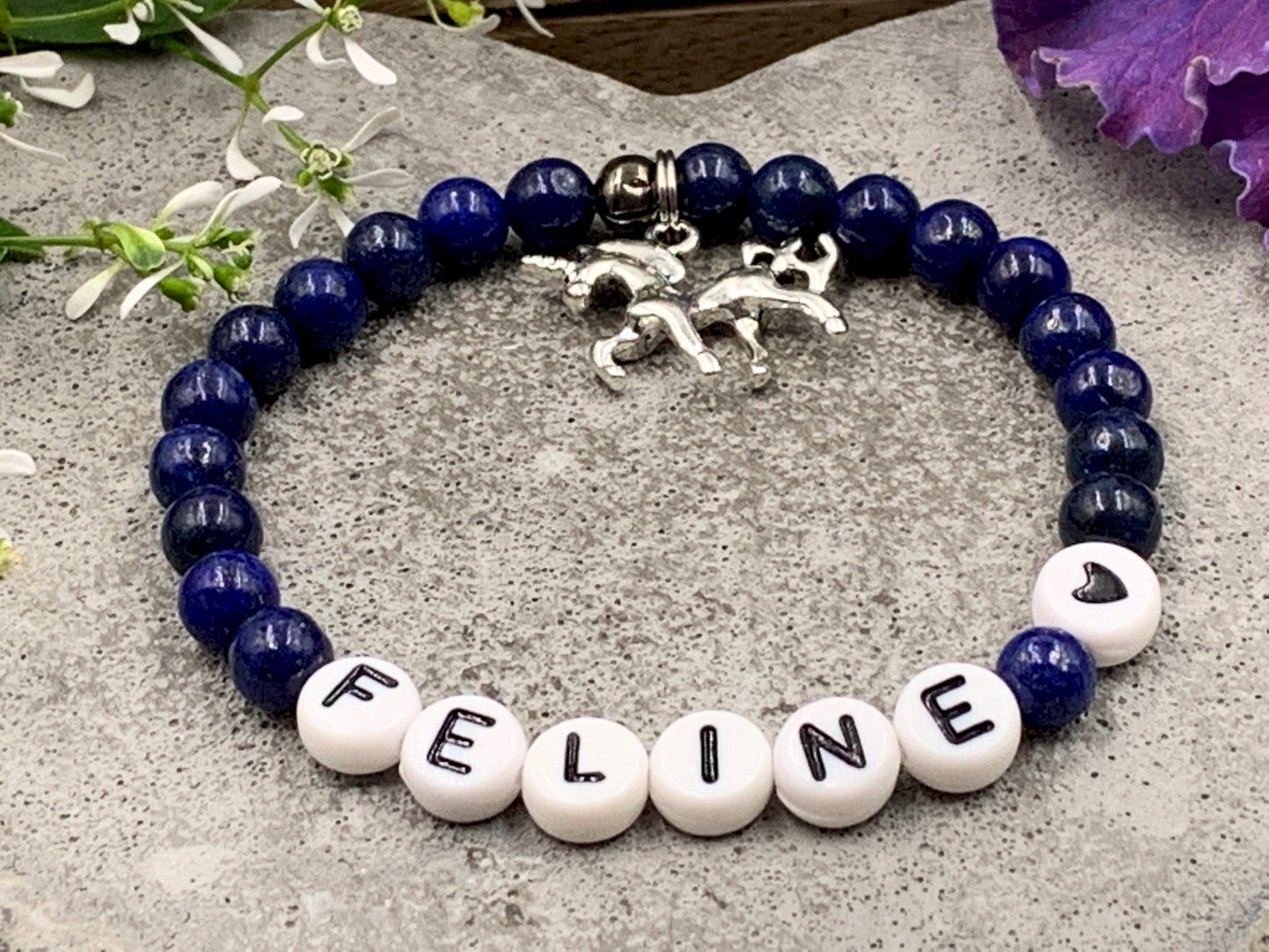 Lapislazuli Armband Feline mit Herz, Namensarmband nach Wunsch, Geschenk Name