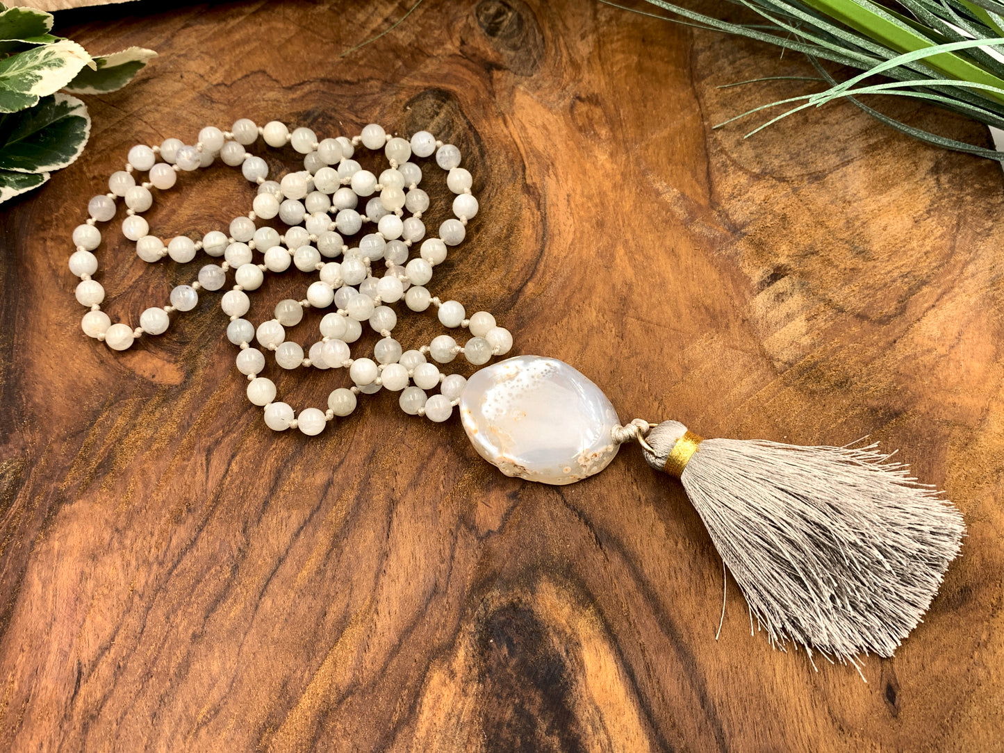 Malakette Mondstein handgeknotet - Meditationskette 108 Perlen Halskette - Gebetskette Yoga - Handmade personalisierbar