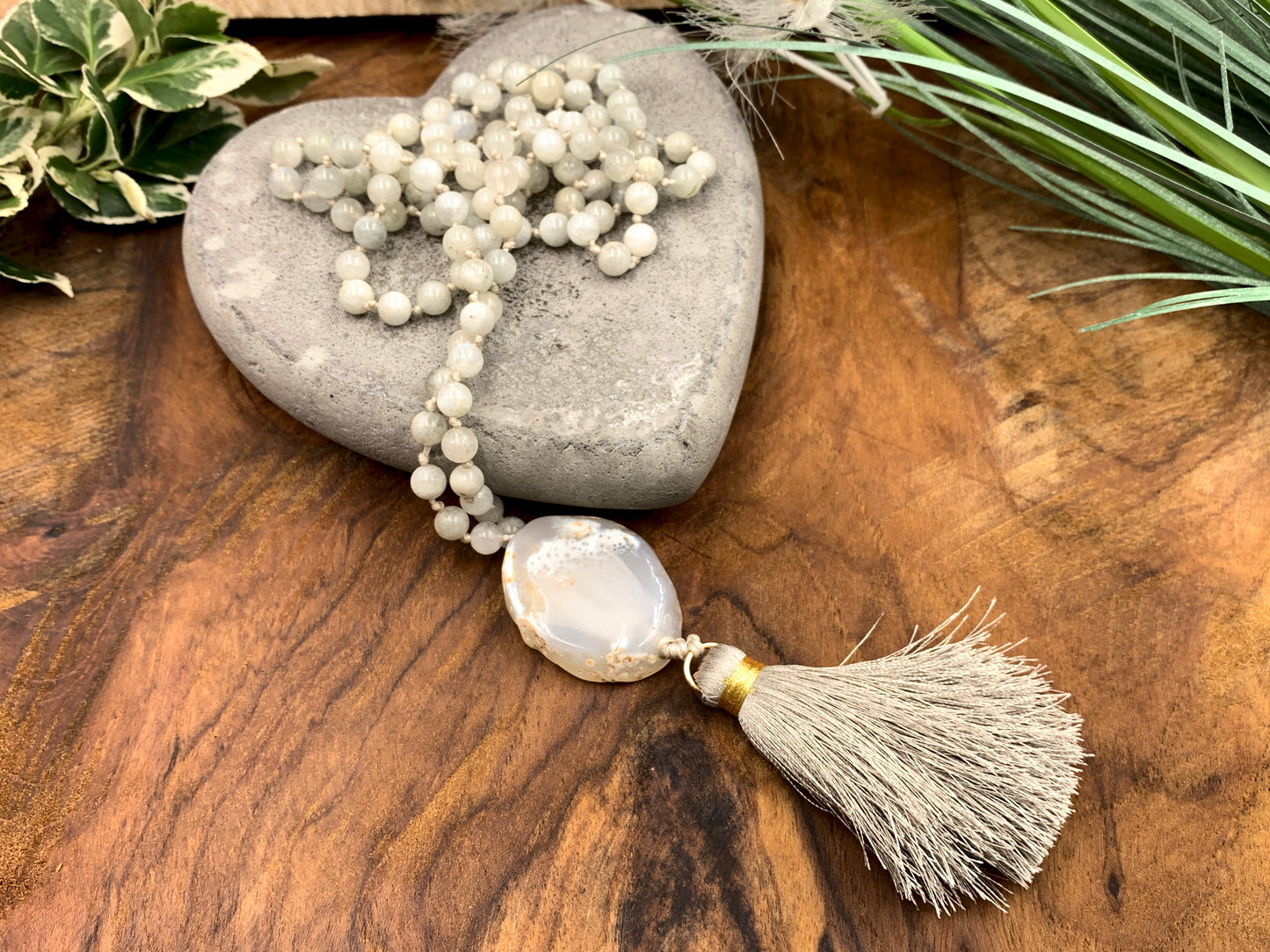 Malakette Mondstein handgeknotet - Meditationskette 108 Perlen Halskette - Gebetskette Yoga - Handmade personalisierbar