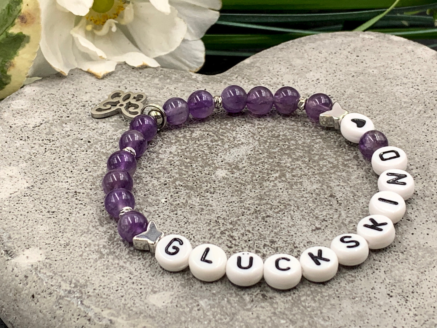 Armband Amethyst Glückskind Schmetterlinge echt platiniert mit Facettenperlen - Namensarmband - Geschenk Geburt Mama Mädchen Junge - Edelstein nach Wahl - Handmade personalisierbar