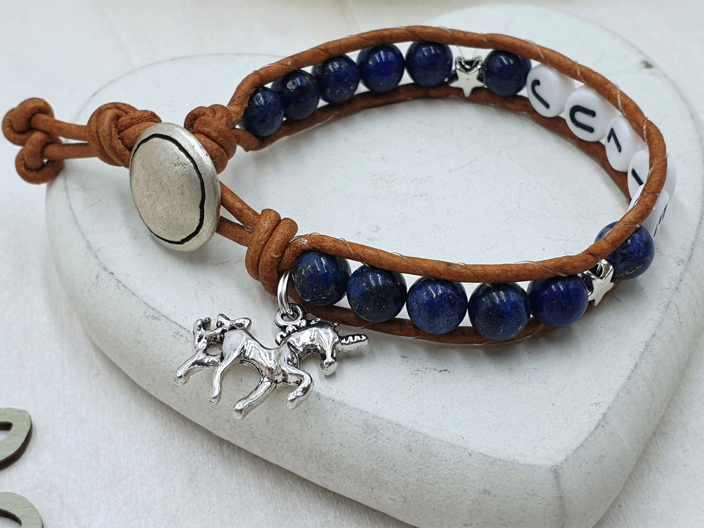 Wickelarmband Lapislazuli und Leder mit Name - Geschenkidee Mädchen Namensarmband Perlen - Edelstein nach Wunsch - Handmade personalisierbar