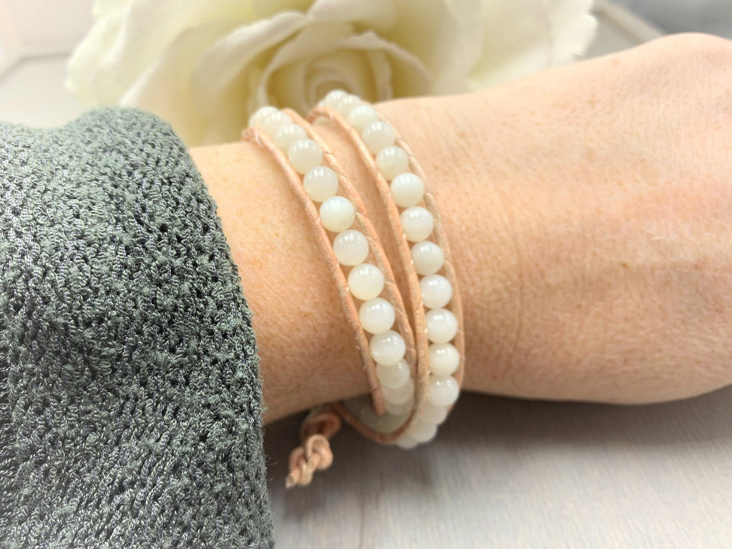Wickelarmband Mondstein echter Naturstein mit Leder - Perlenarmband gewickelt - Geschenk Geburtstag  Lieblingsmensch - Edelstein wählbar