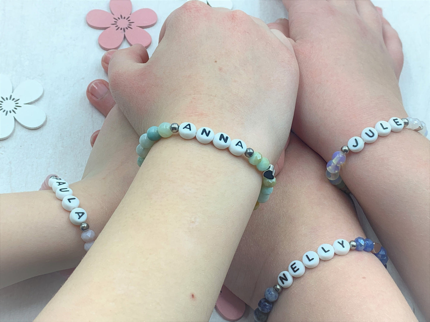 Perlenarmband Amazonit mit Namen - Namensarmband mit Herz Platiniert - 925 Silber Perlen - echte Edelsteine nach Wunsch - Geschenk Mama