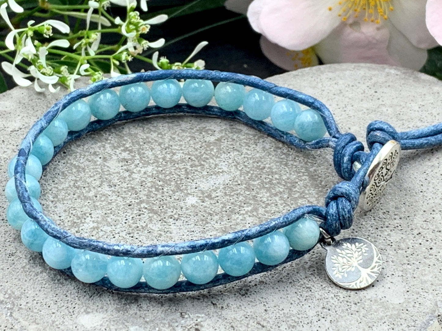 Wickelarmband Aquamarin echt mit Leder - Bohoarmband gewickelt Aquamarin - Geschenk Lieblingsmensch - Edelstein nach Wunsch