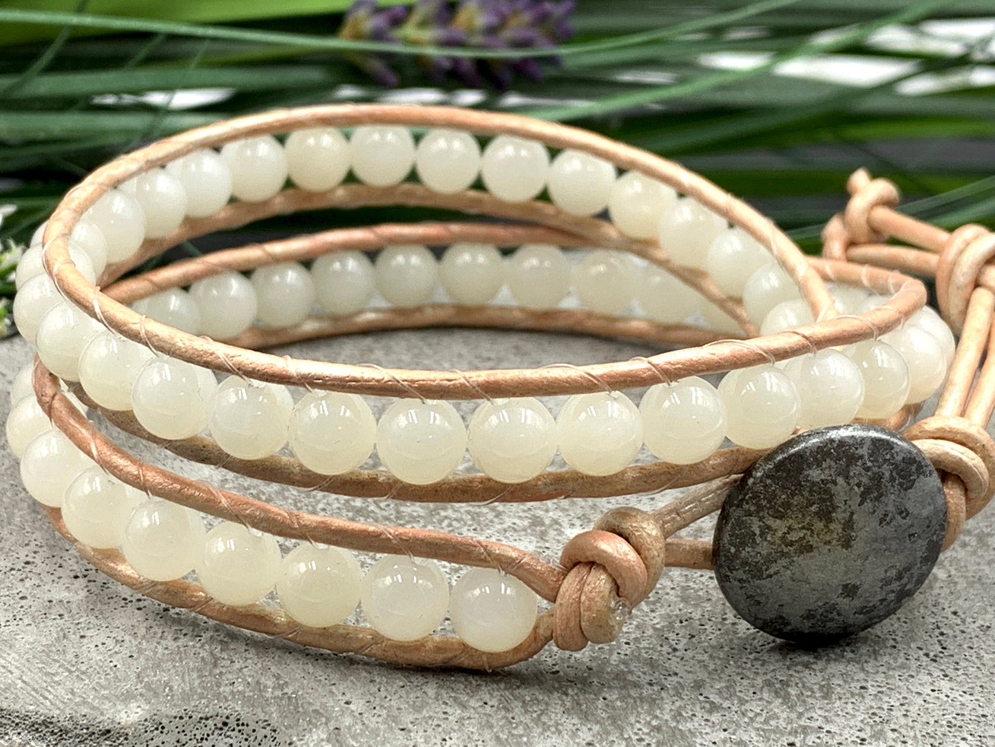 Wickelarmband Mondstein echter Naturstein mit Leder - Perlenarmband gewickelt - Geschenk Geburtstag  Lieblingsmensch - Edelstein wählbar