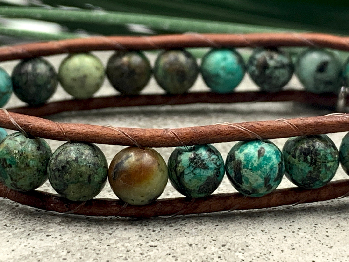 Wickelarmband Afrikanischer Türkis und Leder Vintagestill - Bohoarmband Festivalstil - viele Edelsteine möglich - Geschenk Perlenarmband