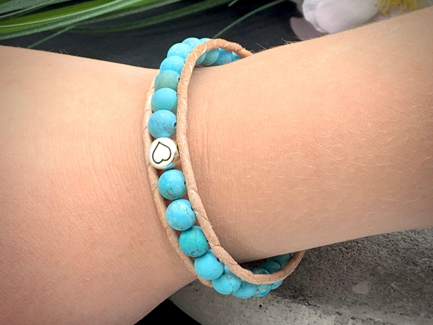 Armband gewickelt Türkis und Leder - Bohoarmband gewickelt - Geschenk Mama beste Freundin Geburtstag - Edelstein wählbar