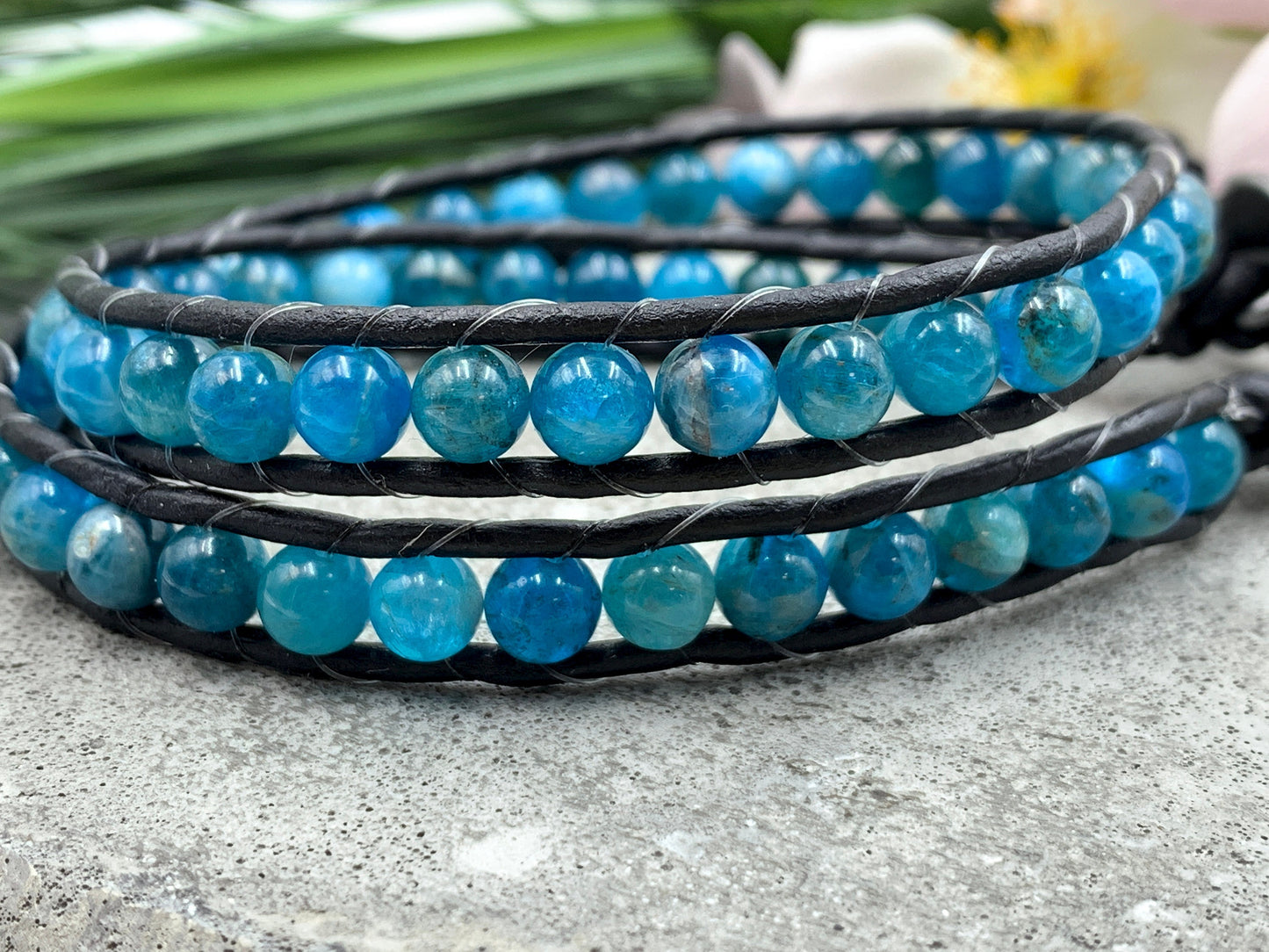 Armband gewickelt Apatit echt und Leder - Wickelarmband mit Wunschedelstein - Schmuck Boho Vintage Style - Edelstein wählbar