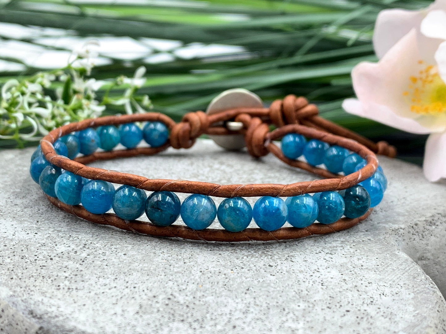 Wickelarmband Apatit echt mit Leder - gewickeltes Perlenarmband - Geschenk beste Freundin Lieblingsmnsch - Wunschedelstein