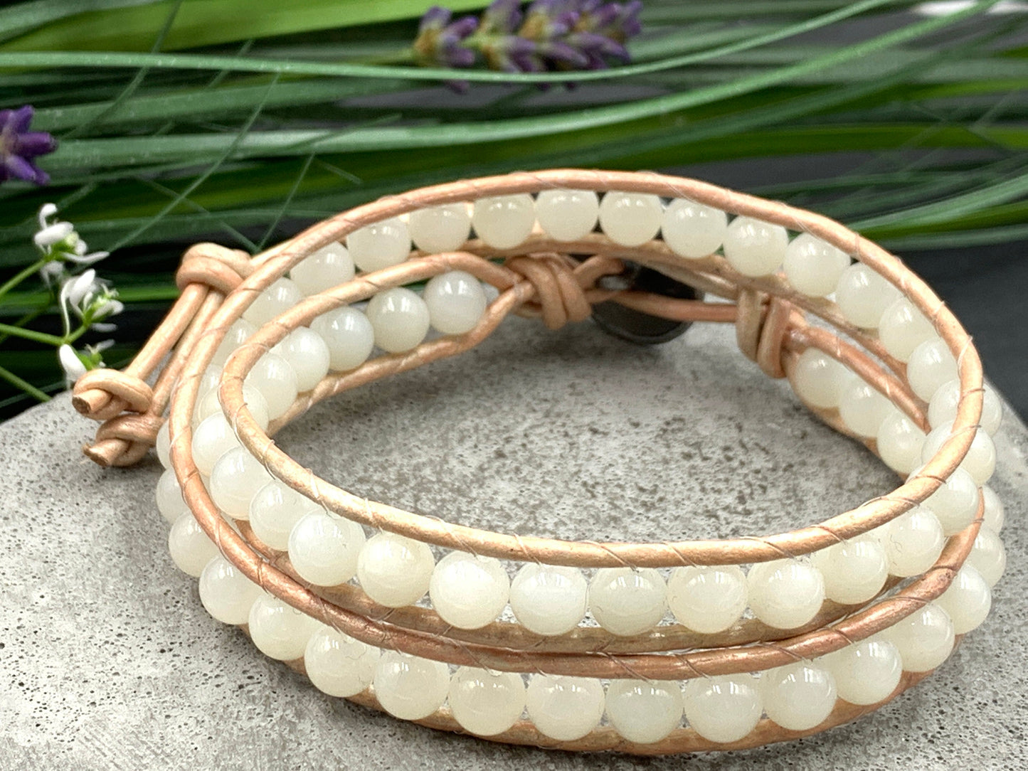 Wickelarmband Mondstein echter Naturstein mit Leder - Perlenarmband gewickelt - Geschenk Geburtstag  Lieblingsmensch - Edelstein wählbar
