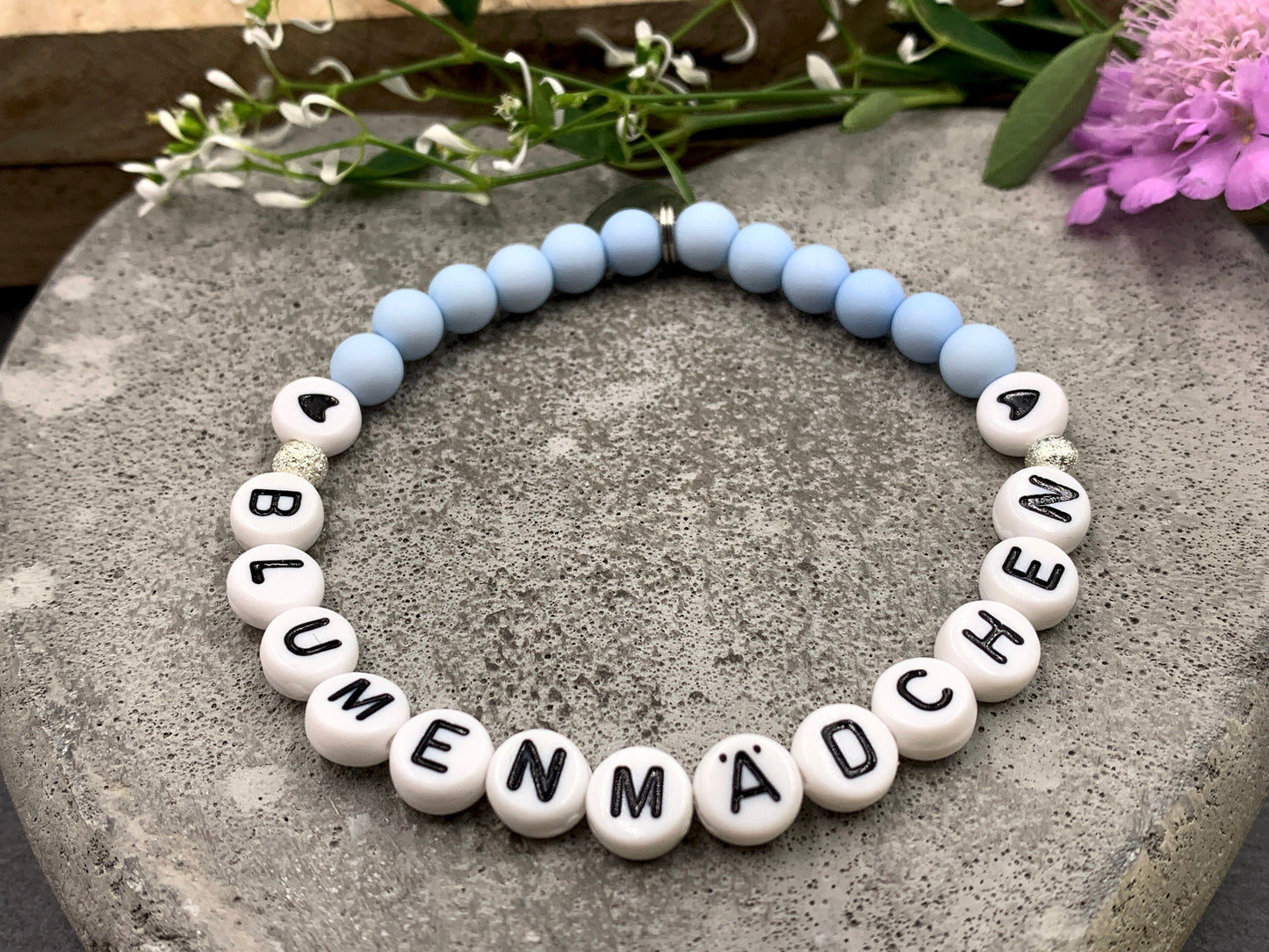 Perlenarmband Blumenkind Blau - Perlen Acryl 6 mm - Geschenk Blumenmädchen Blumenjunge - Kinder und Hochzeit- Wunschfarbe - personalisierbar